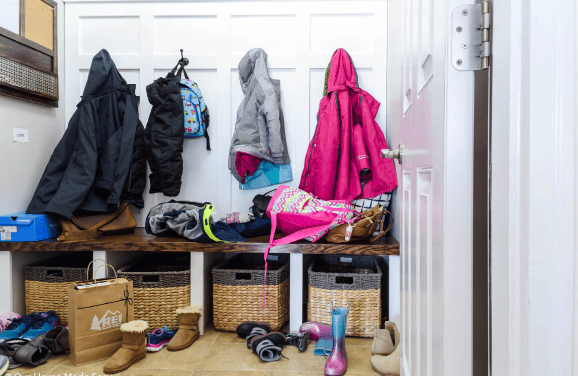 The Essential Guide to Mudroom Storage Benches for Parents